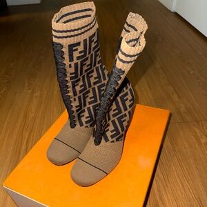 Fendi Tan and Black Knit Heeled Boots